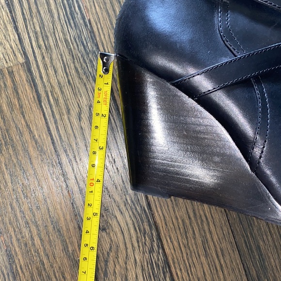 Frye wedge ankle boots 8.5 - Picture 13 of 13